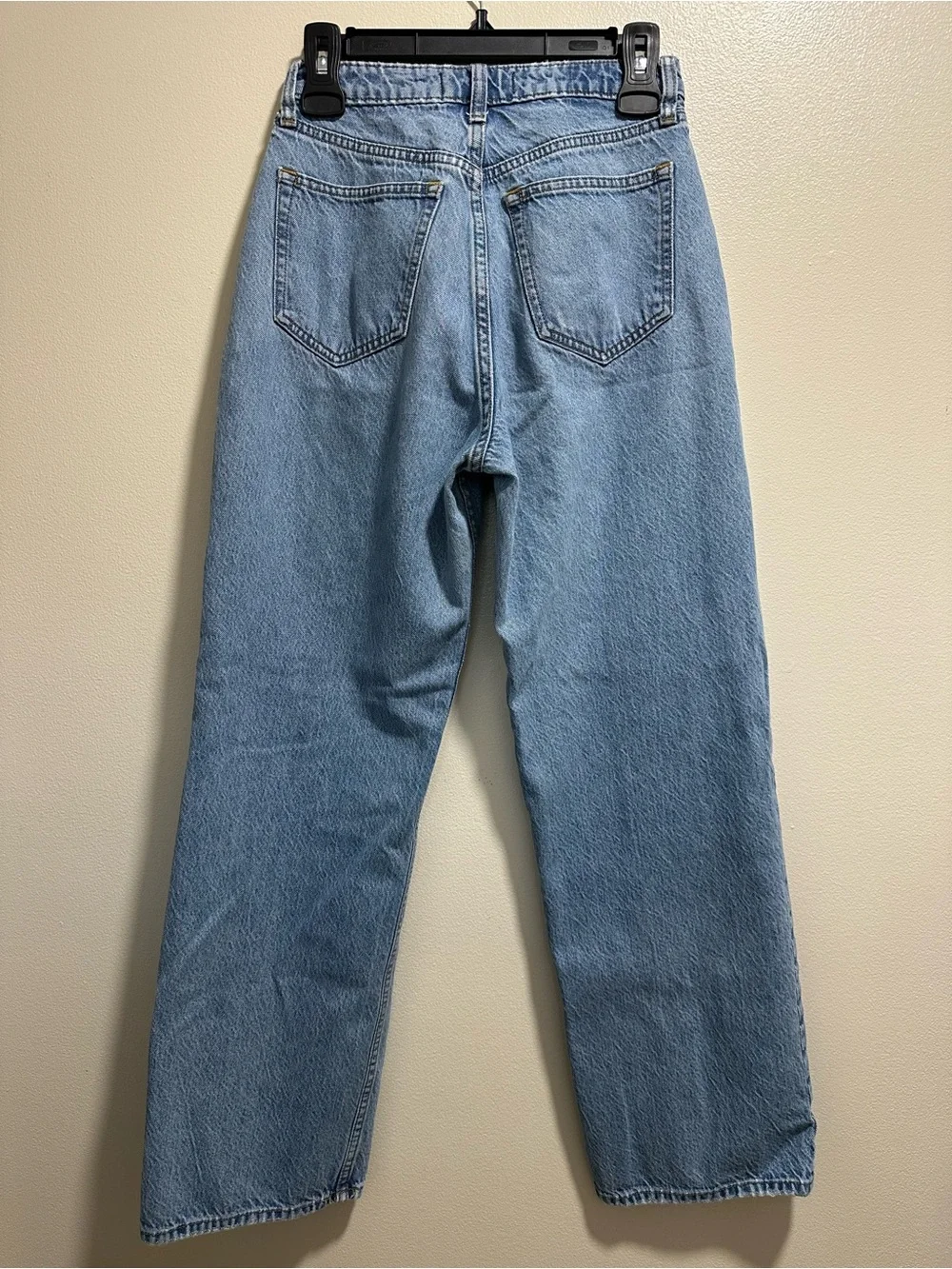Abercrombie & Fitch Women’s Light Wash “The Loose” High Rise Curve Love Jeans